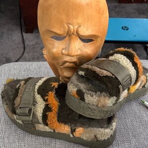 UGG Multicolor Fluffy Sandals